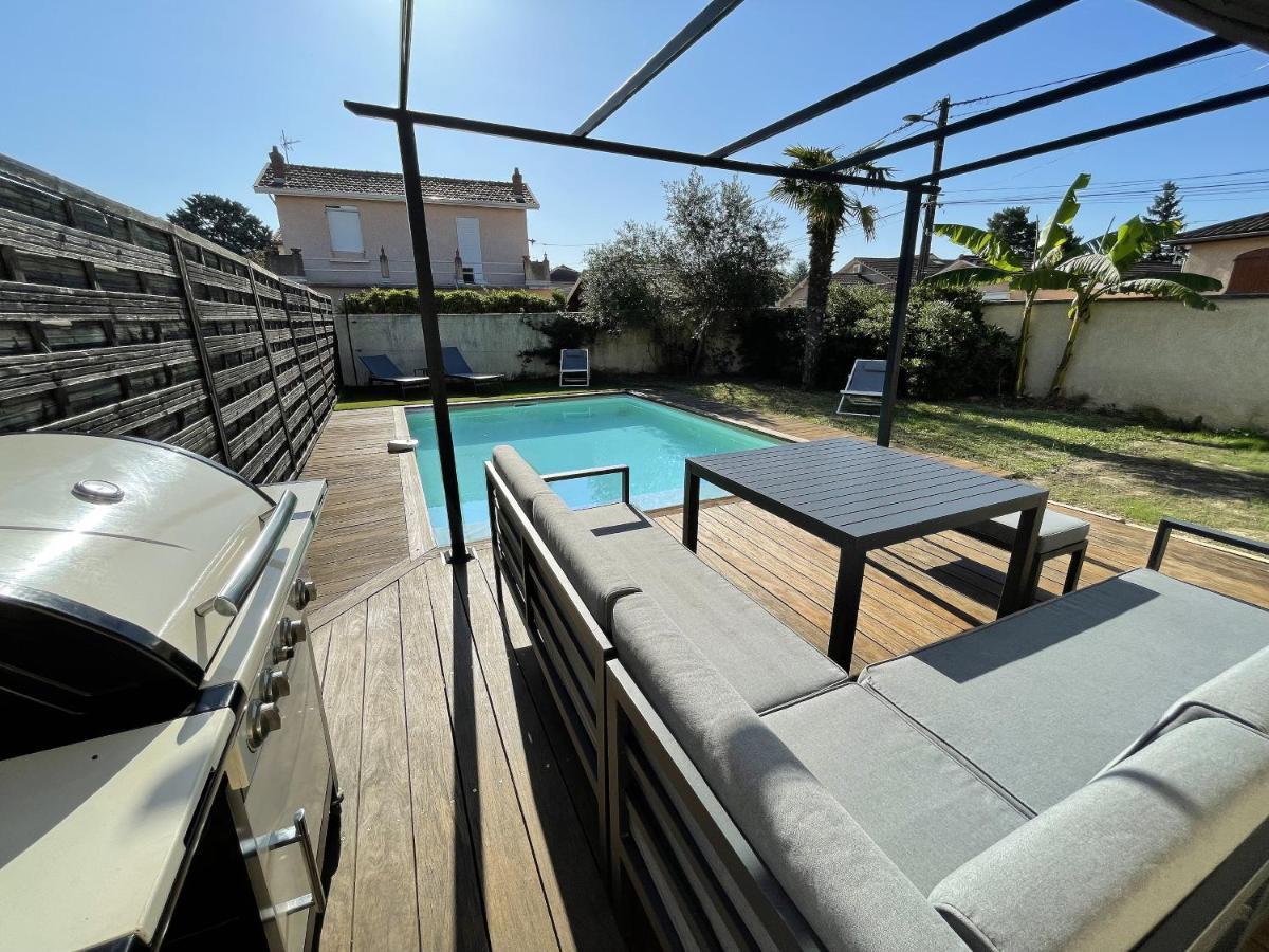 Unique! Jacuzzi Prive 35°C + Cinema Villa Entiere Meyzieu Zewnętrze zdjęcie