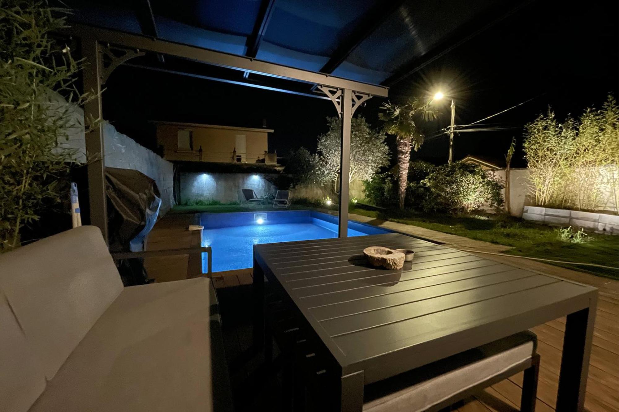 Unique! Jacuzzi Prive 35°C + Cinema Villa Entiere Meyzieu Zewnętrze zdjęcie